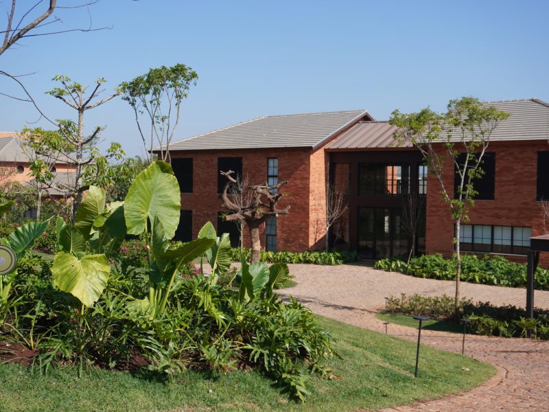 Fire 8 Jardim Contemporâneo em Condomínio Alto Padrão - FBV
