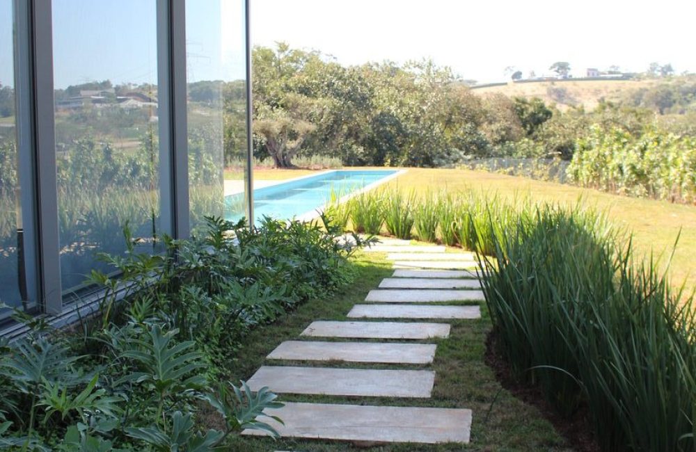 Paisagismo que Conecta Vistas, Caminhos e Luz Natural, X1 Lote 3 - FBV-5